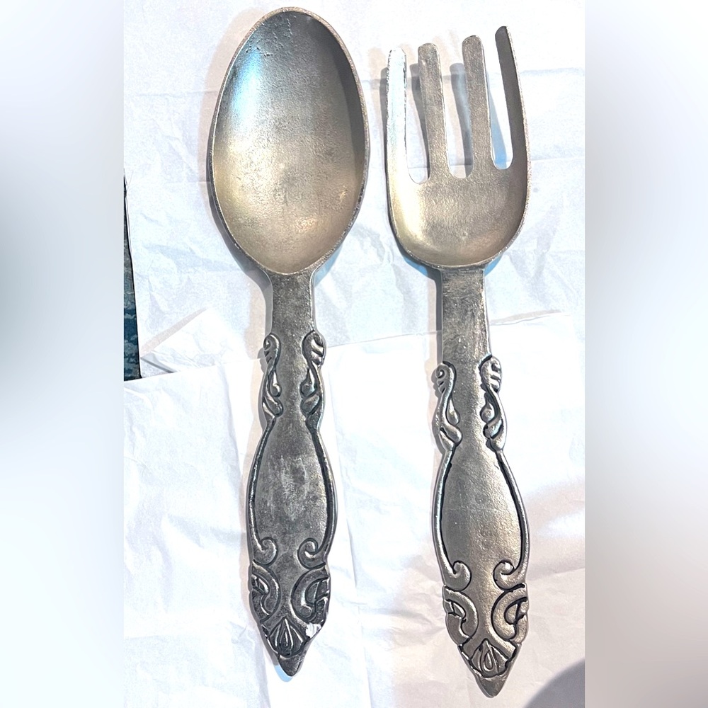 Fork and spoon decorative kitchen wall hanging art